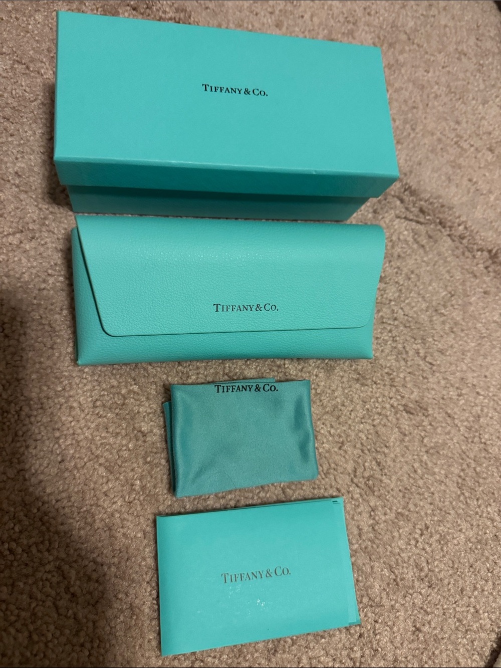 Tiffany & Co. Signature Tiffany Blue eyeglass case, cloth and Box
